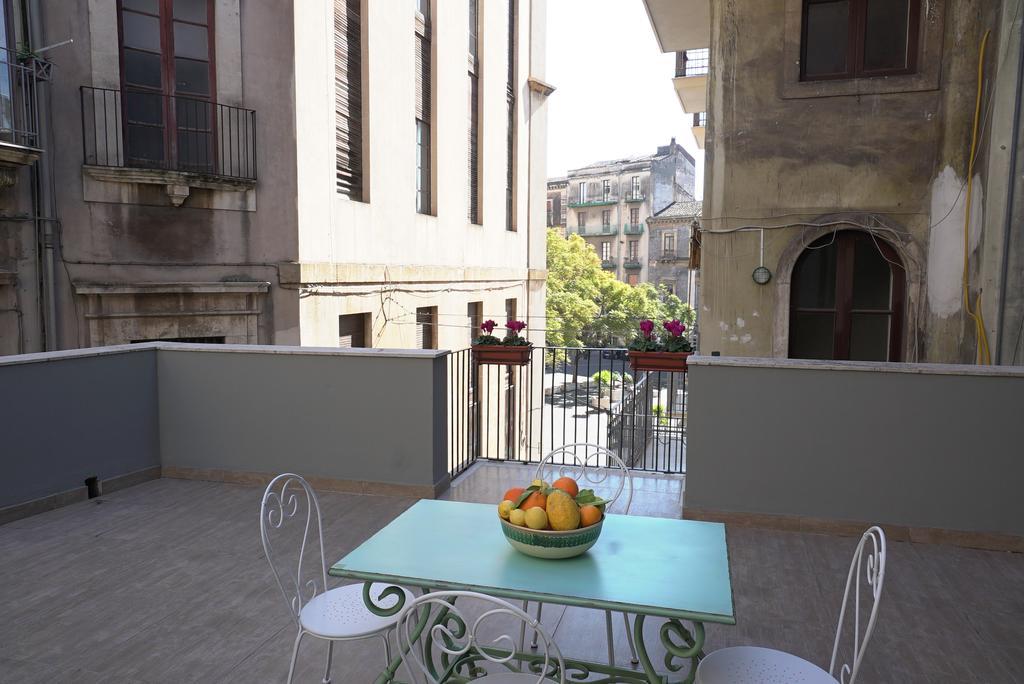 Palazzo Clarenza Di San Domenico Villa Catania Exterior photo